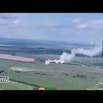 【ウクライナ戦争】ロシア軍の地対空ミサイルを寸前でかわすウクライナ軍ドローン
