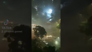 中国　四川省　大雨　洪水　浸水　水没　冠水　災害　異常気象　友達の安否確認　