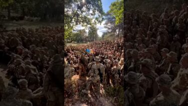 Ukrainian Soldiers sing the National Anthem #ukrainewar #shorts #military