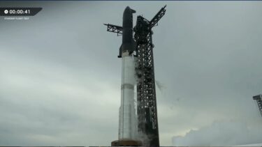 Scrub! SpaceX delays launch of Starship’s 10th flight test