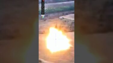 🇷🇺 Kamikaze drone russo explode 🇺🇦 Drone Baba Yaga ucraniano em voo #rússia
