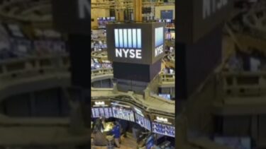 ＮＹダウ、終値は７９７ドル安…ＦＲＢ高官が政策金利を当面据え置く可能性