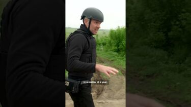 CNN crew witnesses drone attack in Ukraine